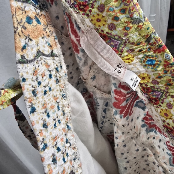 Johnny Was Bohemian Print Cargo Jogger Style Pants - Picture 11 of 12